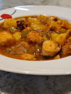 Una foto de Marmitako de pulpo