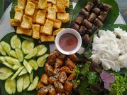 A picture of bún đậu mắm tôm dồi