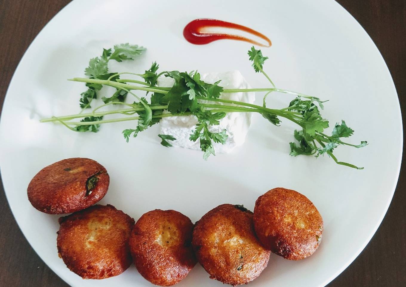 Potato paneer poppers- (coconut and cashew stuffed)