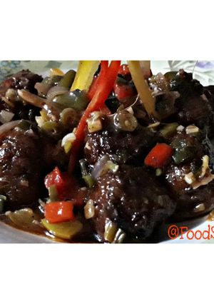 A picture of Veg Manchurian.