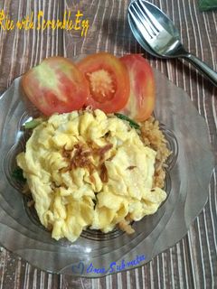 Foto resep Nasi Goreng Tiram with Scrumble Egg
