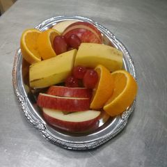 A picture of Mini fruit platter.