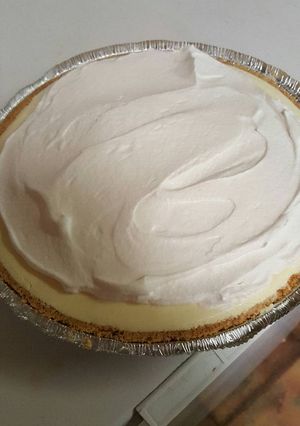 A picture of Fluffy Triple Lemon Pie.