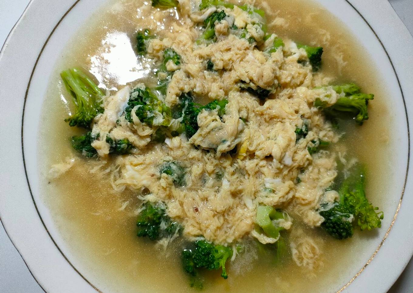 Brokoli Siram Telur