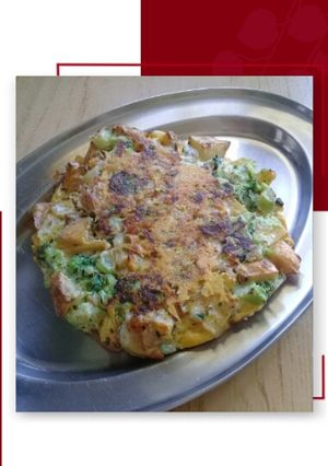 Una foto de Tortilla de papa y brócoli saludable❣