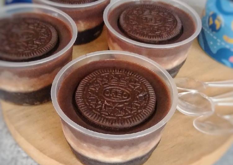 Bagaimana Menyiapkan Oreo dessert cup Anti Gagal