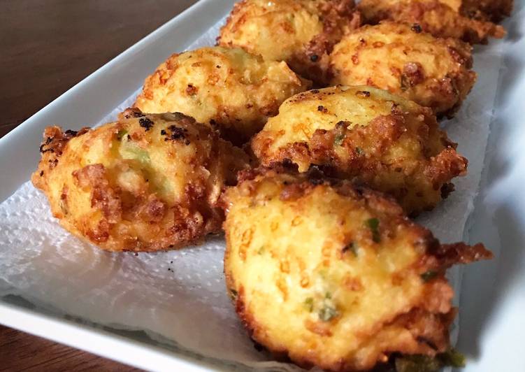 Steps to Prepare Perfect Leftovers Makeover: Mashed Potato Fritters
