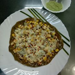 A picture of Spinach and Paneer dosa.