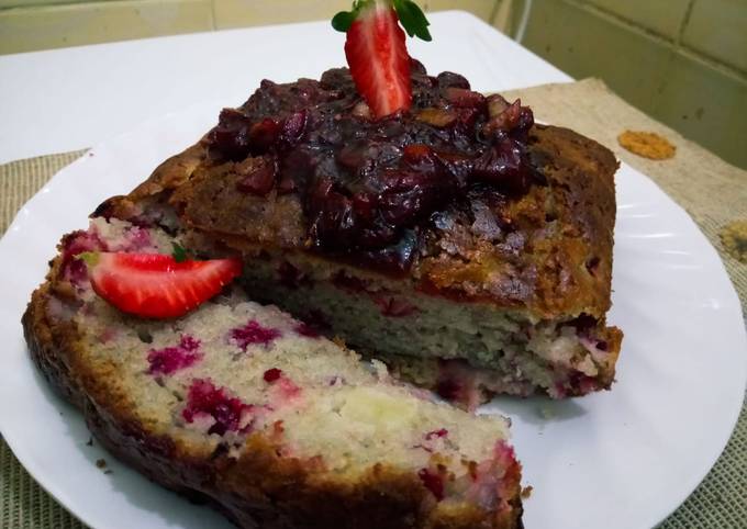 Recipe of Ultimate Berry Cble Cake
