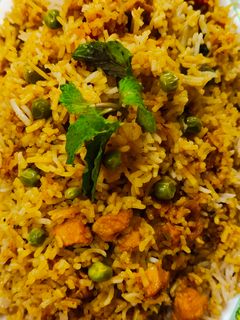 চিকেন কিমা পোলাও (Chicken keema pulao recipe in Bengali) রেসিপির প্রধান ছবি