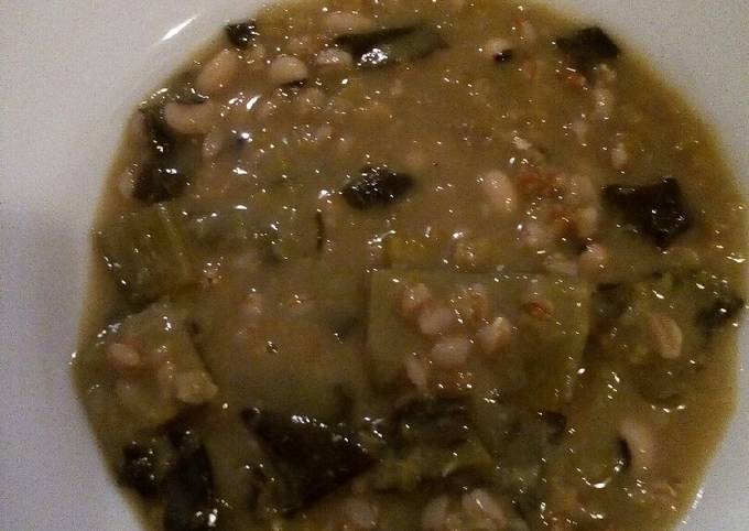 Ricetta di Fatto in casa Zuppa di farro e bietola