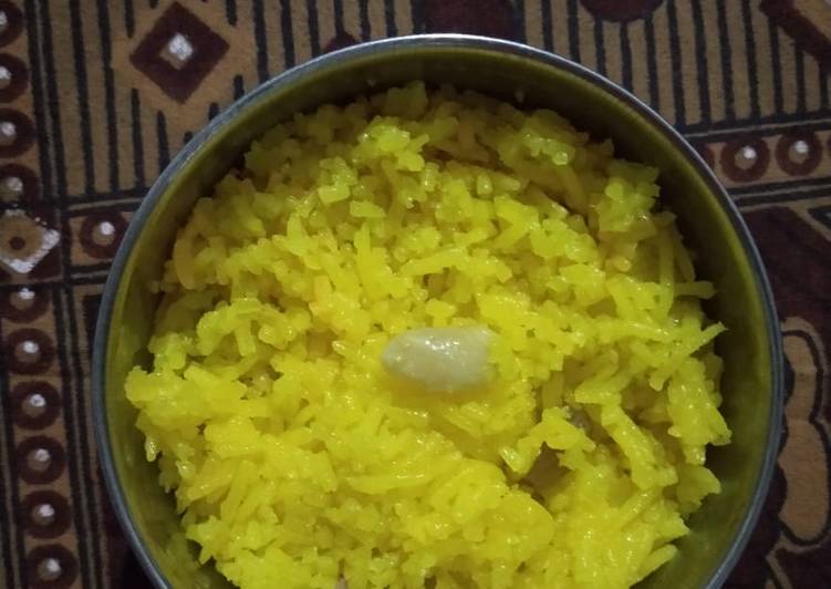 Simple Way to Make Super Quick Homemade Yellow Rice