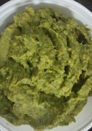 A picture of Gooseberry chutney (amla chutney).