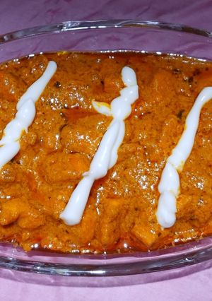 A picture of Butter chicken.