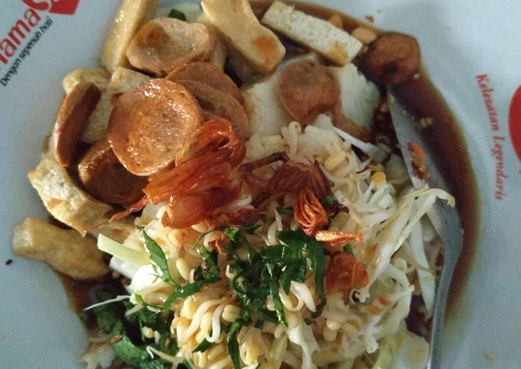 Tahu ketupat jogja