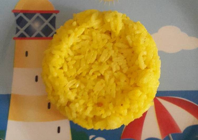 Nasi kuning simple