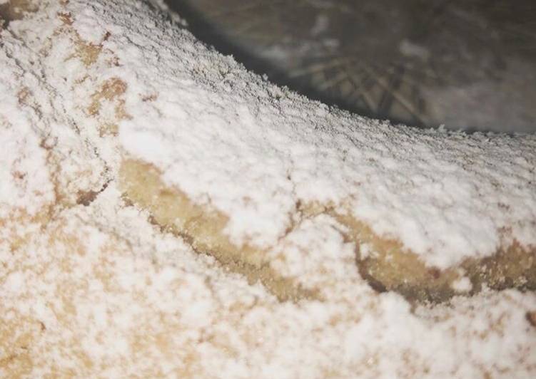 Ciambellone con succo di arancia rossa