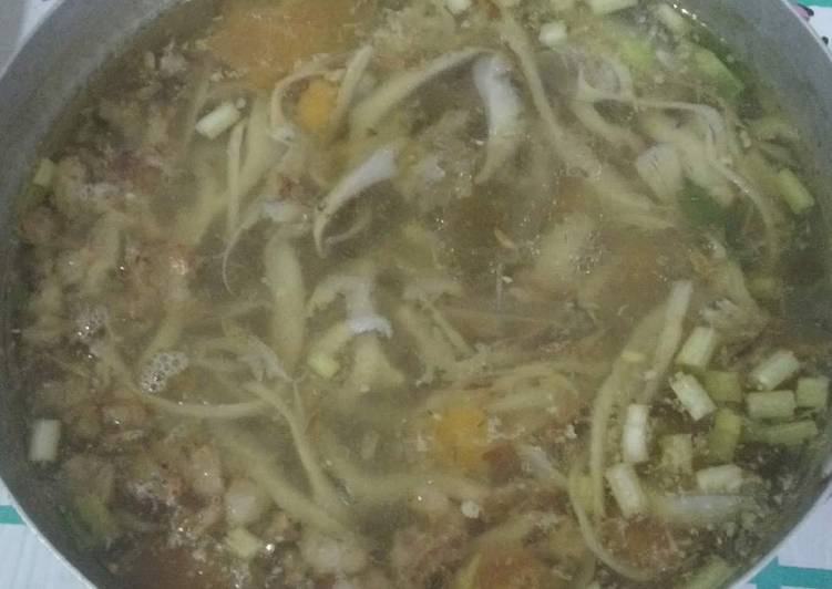 Resep Cara membuat sop jamur tiram hitam mudah,praktis dan nikmat yang Sempurna