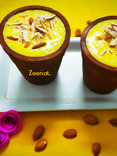 मैंगो लस्सी (Mango lassi recipe in Hindi) रेसिपी मुख्य फोटो
