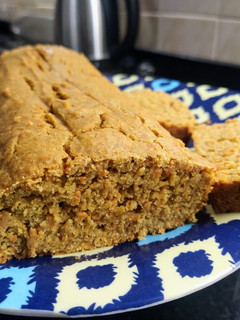 Una foto de Budín integral de bananas y zanahorias rápido