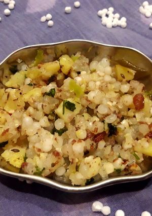 હરિયાળી સાબુદાણા ખીચડી રેસીપી મુખ્ય ફોટો