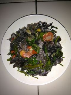 Foto resep Tumis Kangkung Kaldu Jamur