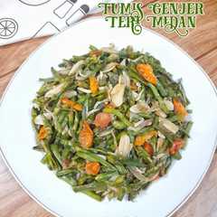 รูปของ Tumis Genjer Teri Medan (Pedas Gurih)