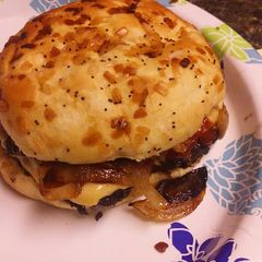 A picture of Onion Burgers.