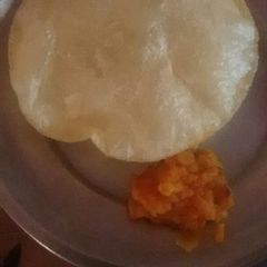 A picture of Poori.