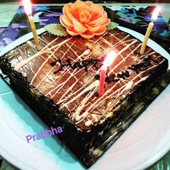 A picture of Eggless chocolate Ganache Cake.