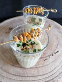 Una foto de Vichyssoise con berberechos
