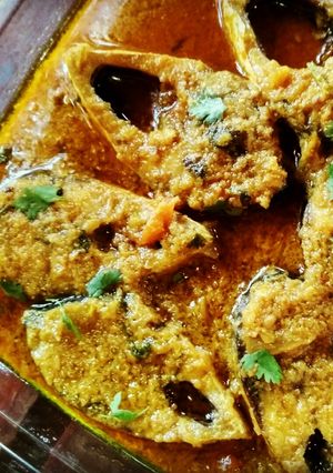A picture of Mustard Fish curry.