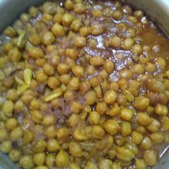 A picture of Chana masala.