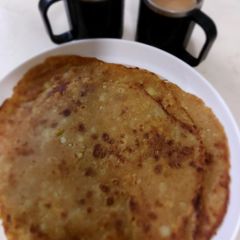 A picture of Aloo ka paratha.