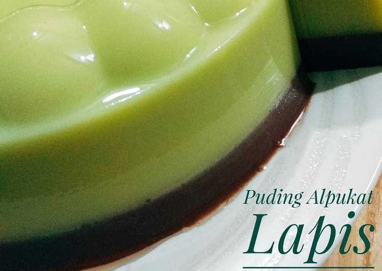 Puding Alpukat Lapis Coklat