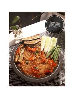 Foto resep Tempe & Terong sambel kemangi penyet 🍽