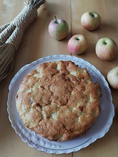 Foto di Torta di mele e uvetta