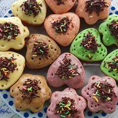 A picture of BOLU MINI (KUE CUBIT) ANEKA RASA.
