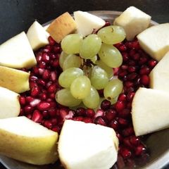 A picture of Seasonal fruit.