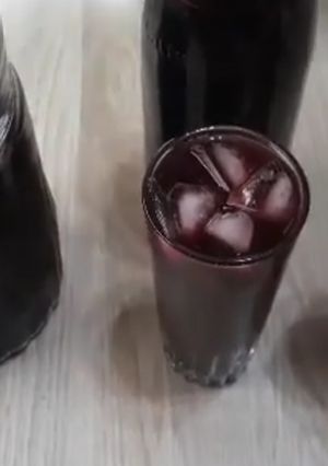 صورة لوصفة كركديه بارد بالليمون والتوت