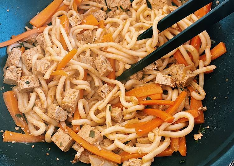 Simple Way to Prepare Favorite Udon wok