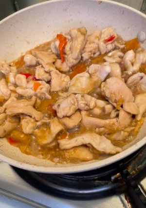 รูปของ อกไก่ผัดพริกสด