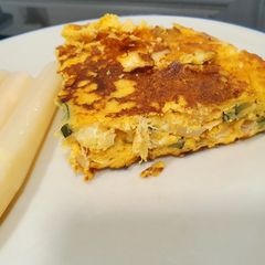 A picture of Spanish omelette with sweet potato.