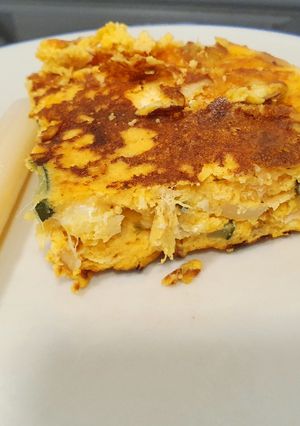 A picture of Spanish omelette with sweet potato.