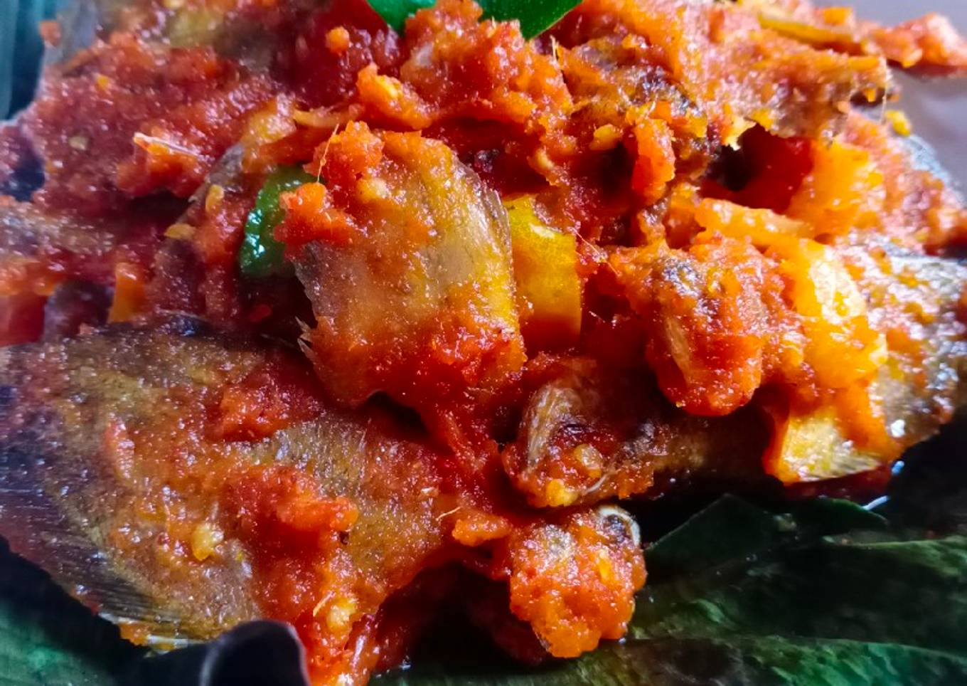 Balado Ikan Asin Sepat