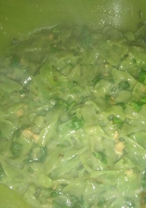 Una foto de Fideos al pesto
