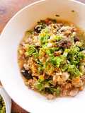 Boiled rice with mince pork