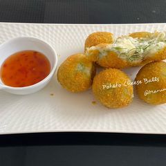 A picture of Potato Cheese Balls.