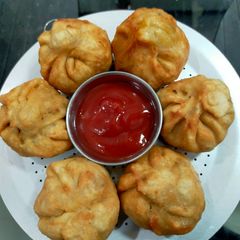 A picture of Fried Veg Momos.