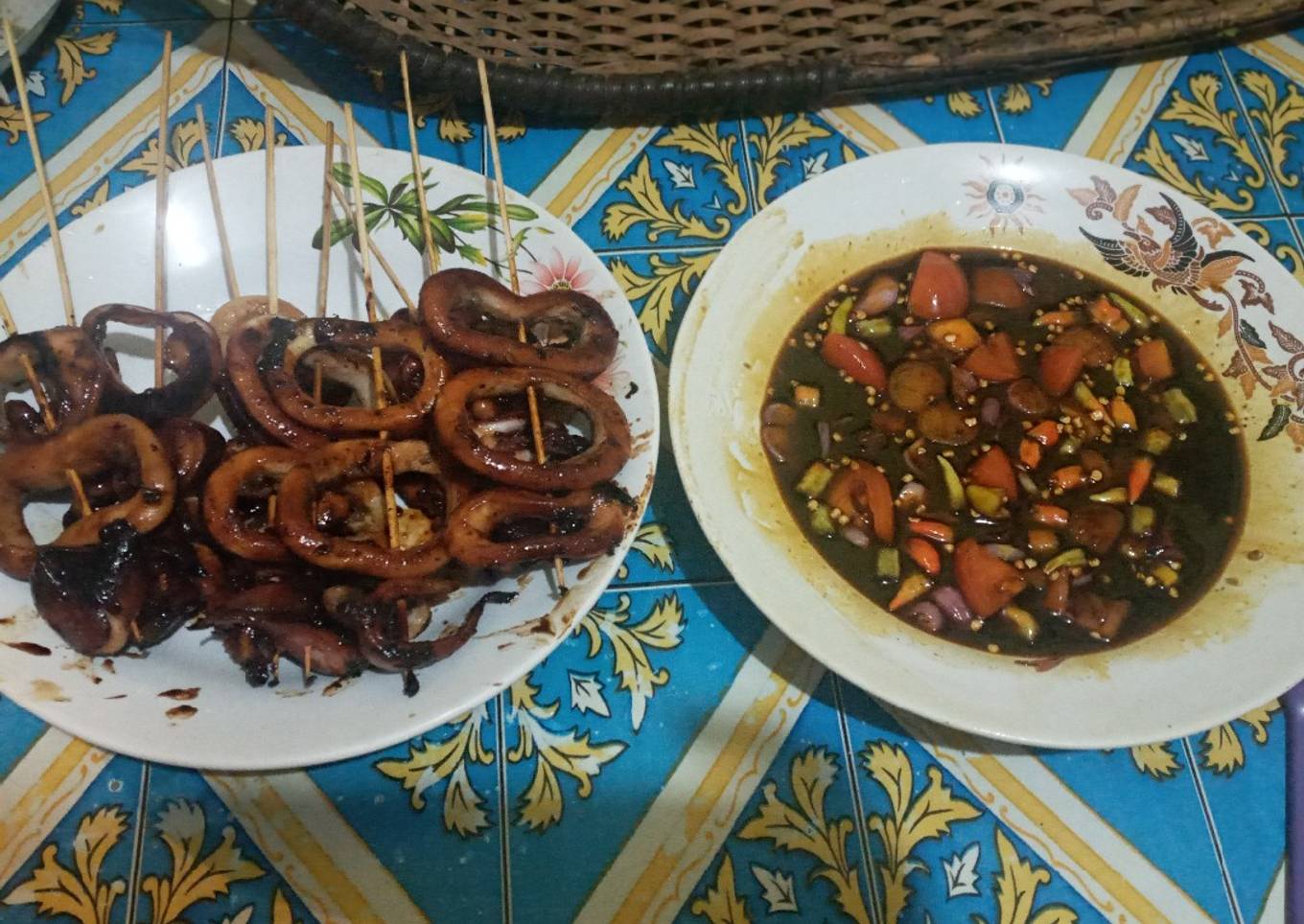 Sate Cumi-cumi Happy Call sambel kecap